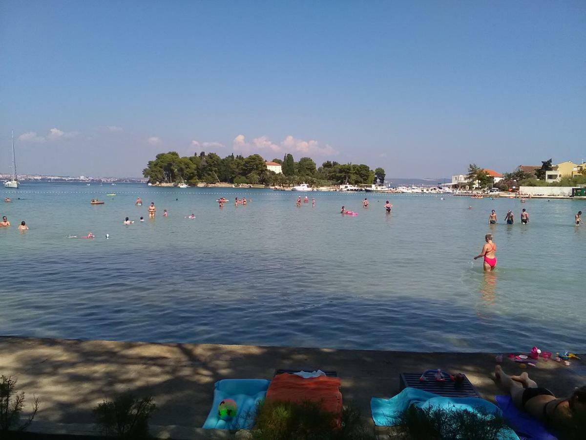Podvrsina1A Rosa Villa Preko Kültér fotó