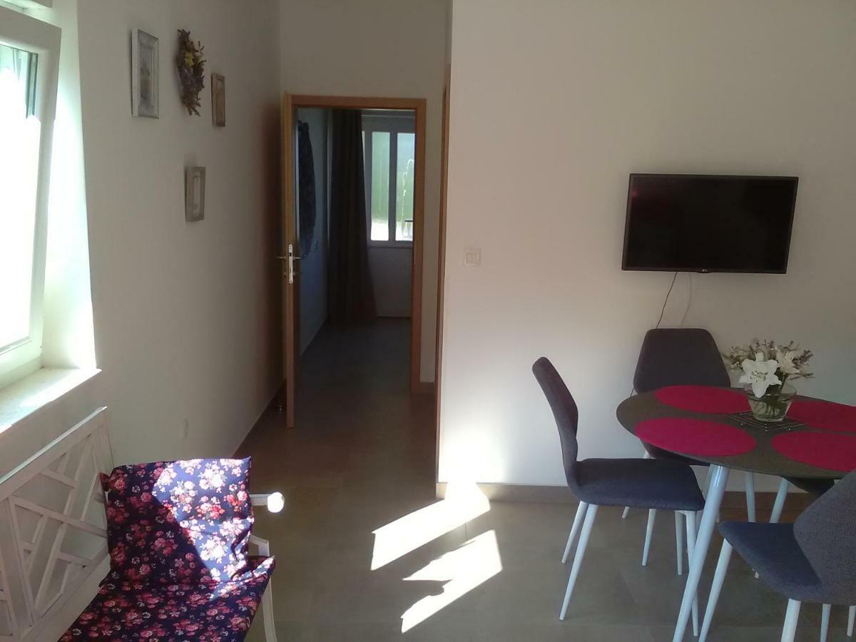Podvrsina1A Rosa Villa Preko Kültér fotó