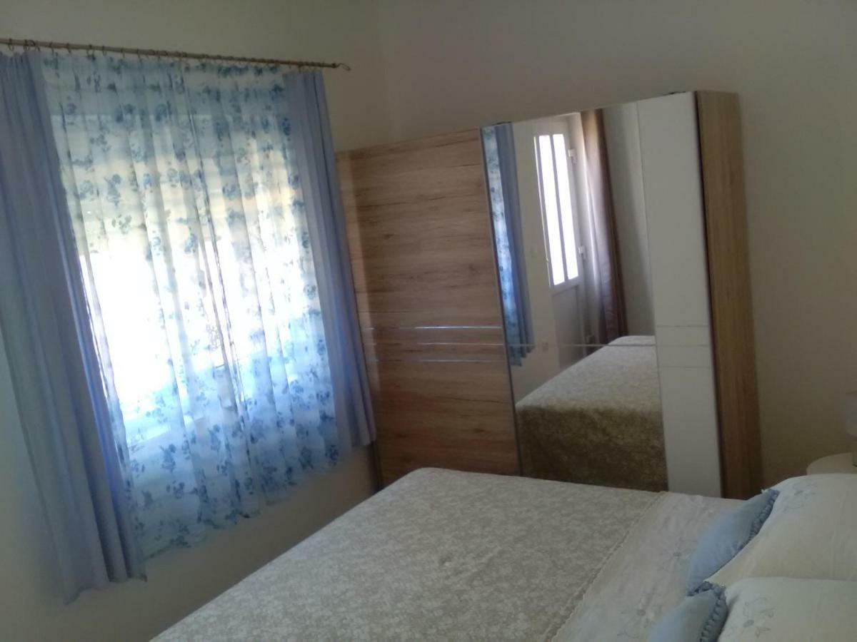 Podvrsina1A Rosa Villa Preko Kültér fotó